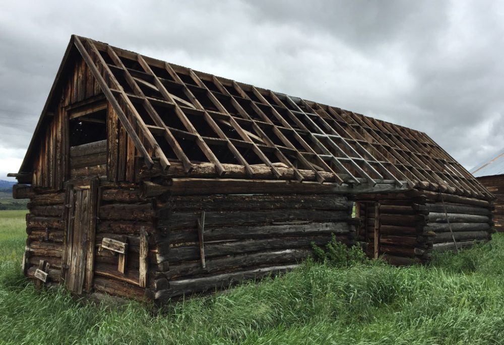 An image of a cabin that is available for purchase.