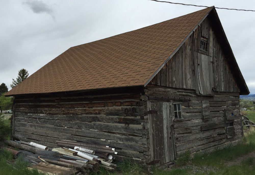 An image of a cabin that is available for purchase.