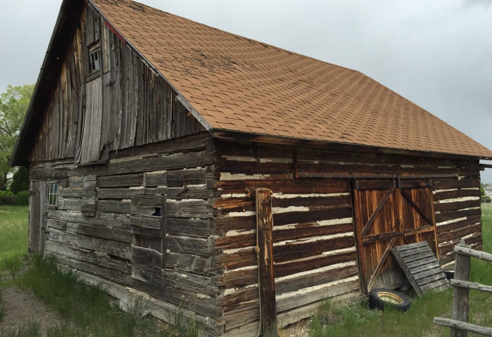 An image of a cabin that is available for purchase.