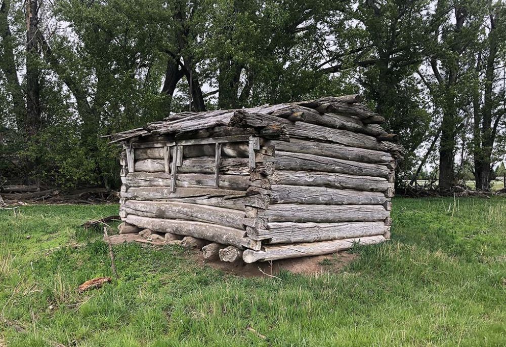 An image of a cabin that is available for purchase.